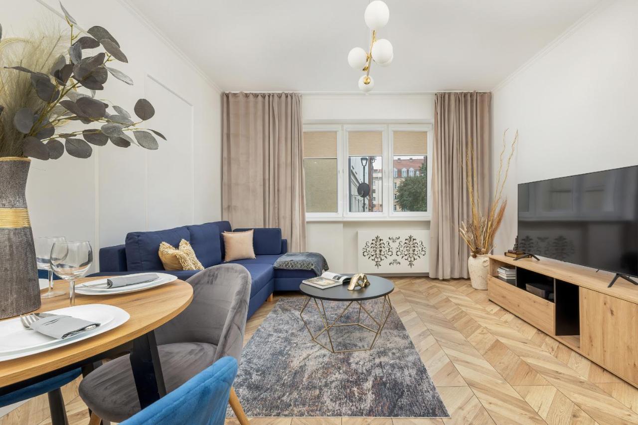 Beautiful One Bedroom Apartment Zamkowa By Rent Like Home 格但斯克 外观 照片